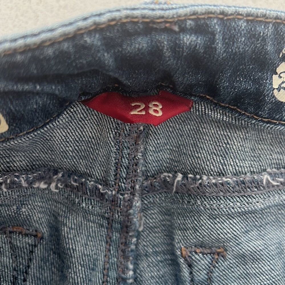 Women’s Sold Design Lab Distressed Jeans - Picture 5 of 8